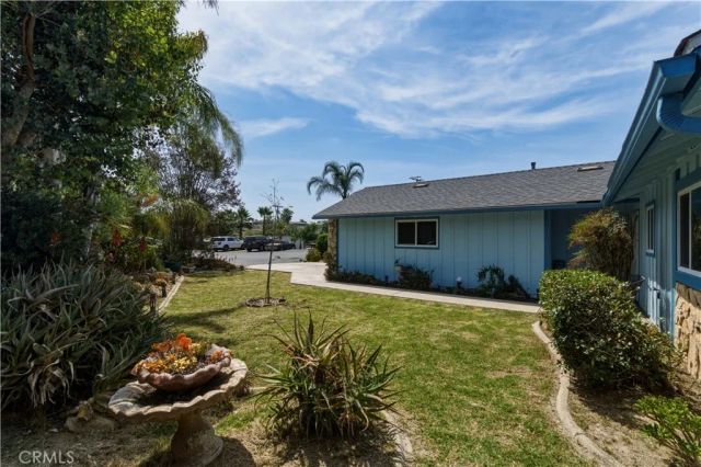 2251 S Stage Coach Lane, Fallbrook, CA 92028