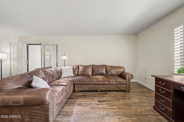 5102 N 31ST Place 412, Phoenix, AZ 85016