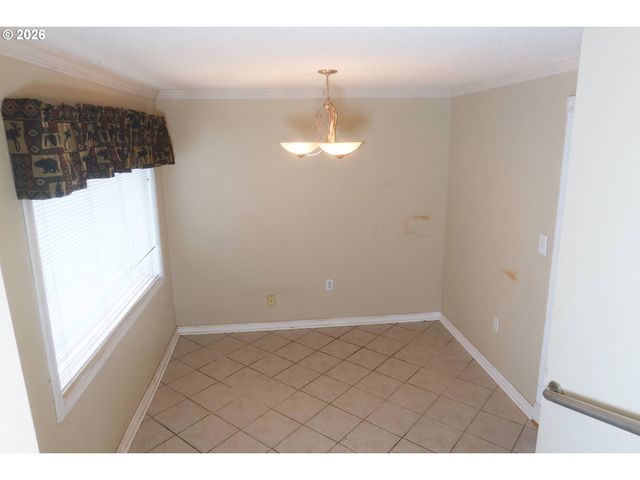 138 MAPLE Blvd, Wood Village, OR 97060