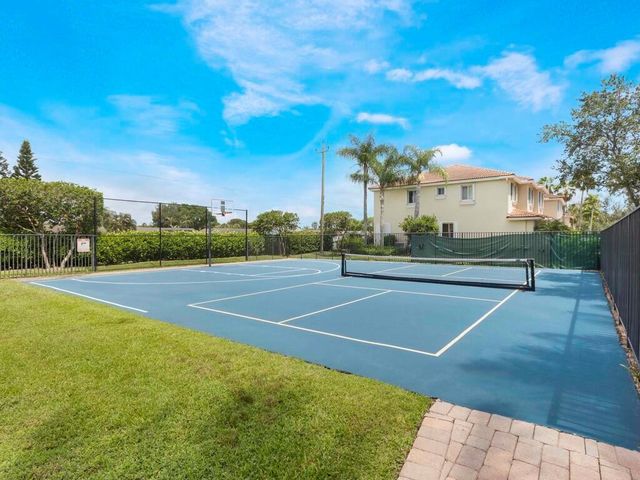 3028 N EVERGREEN Circle, Boynton Beach, FL 33426