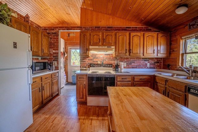 N10299 18th Avenue, Necedah, WI 54646