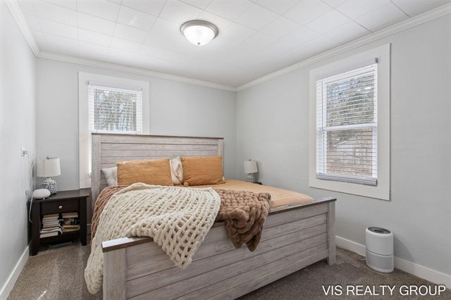 907 Wilson Avenue, Norton Shores City, MI 49441