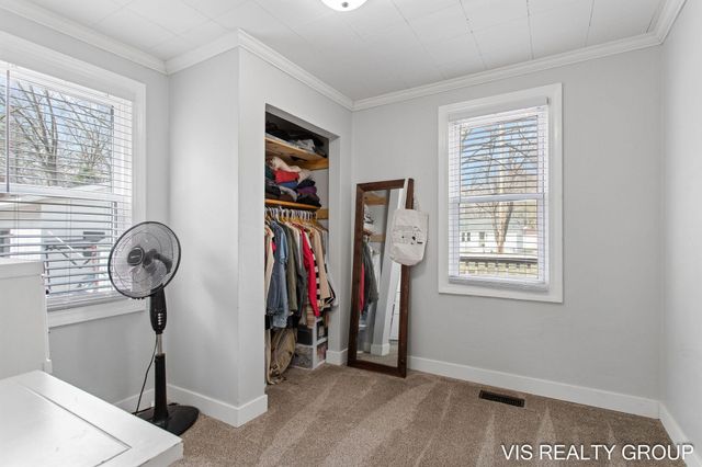 907 Wilson Avenue, Norton Shores City, MI 49441