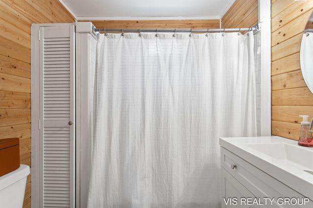 907 Wilson Avenue, Norton Shores City, MI 49441