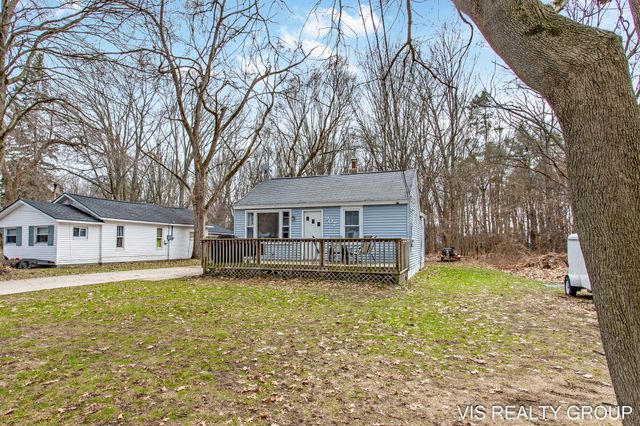 907 Wilson Avenue, Norton Shores City, MI 49441