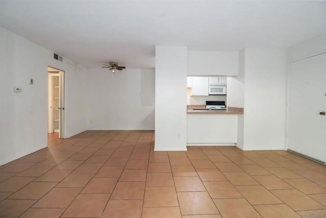 5700 Baltimore Dr 187, La Mesa, CA 91941