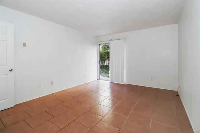 5700 Baltimore Dr 187, La Mesa, CA 91941