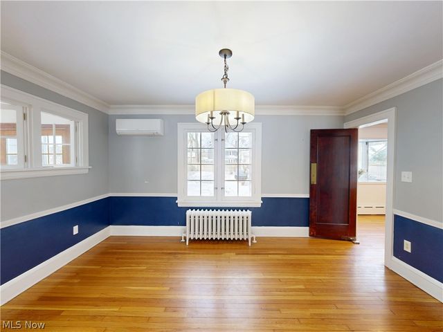 3001 Coleridge Road, Cleveland Heights, OH 44118