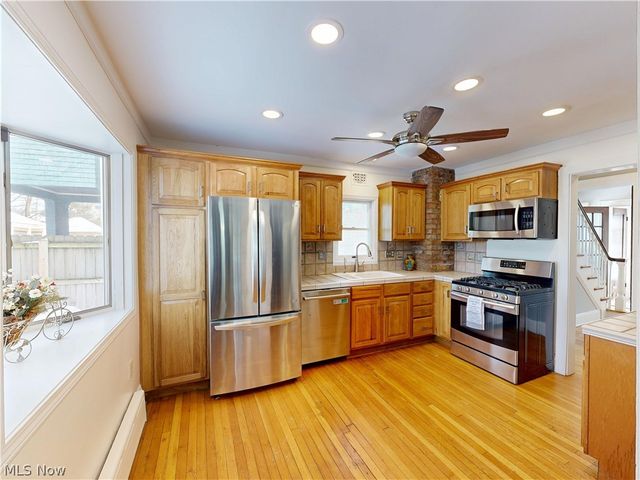 3001 Coleridge Road, Cleveland Heights, OH 44118