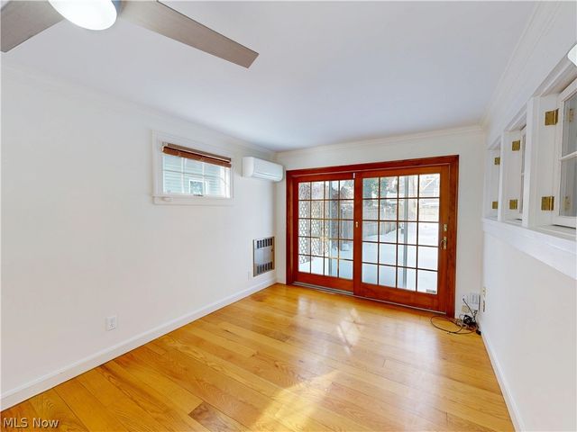 3001 Coleridge Road, Cleveland Heights, OH 44118