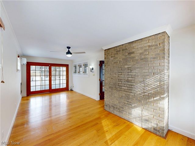 3001 Coleridge Road, Cleveland Heights, OH 44118