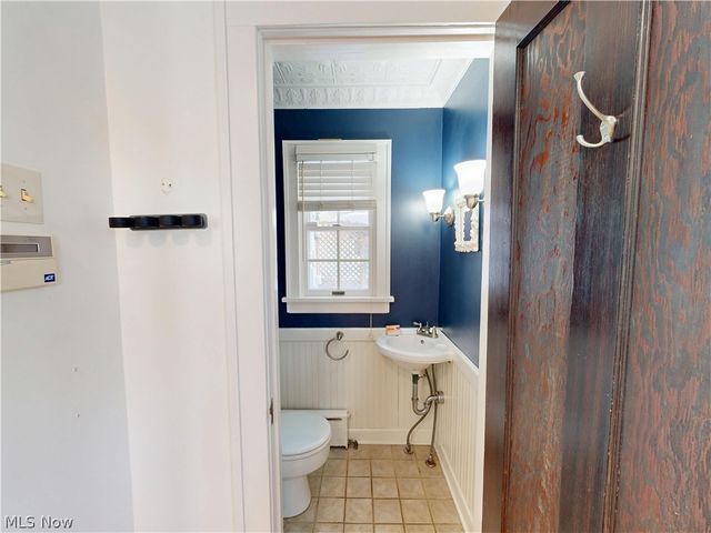 3001 Coleridge Road, Cleveland Heights, OH 44118