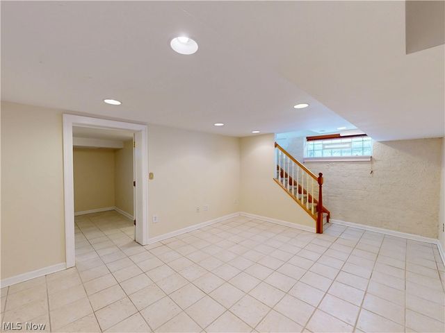 3001 Coleridge Road, Cleveland Heights, OH 44118