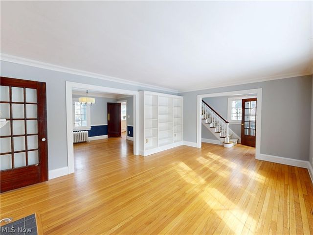 3001 Coleridge Road, Cleveland Heights, OH 44118