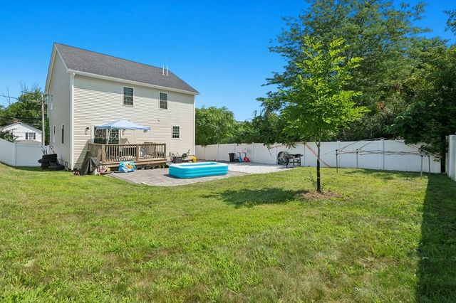 133 Apricot St, Worcester, MA 01603