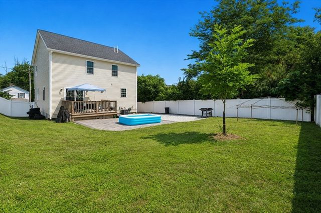 133 Apricot St, Worcester, MA 01603