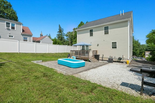 133 Apricot St, Worcester, MA 01603