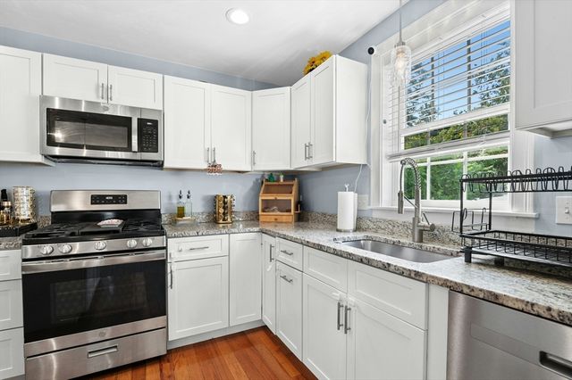 133 Apricot St, Worcester, MA 01603
