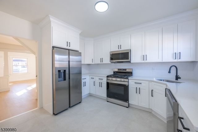 74 E 9Th St, Clifton City, NJ 07011