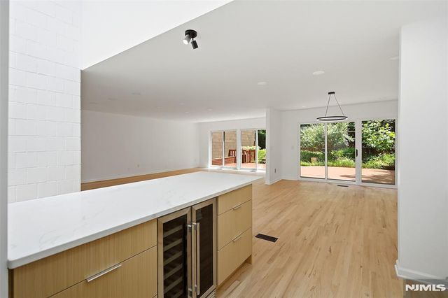 6 Old Quarry Road, Englewood, NJ 07631