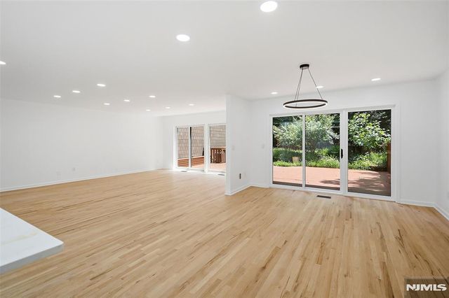 6 Old Quarry Road, Englewood, NJ 07631