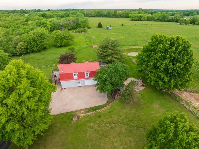 32506 E Hammond Road, Grain Valley, MO 64029