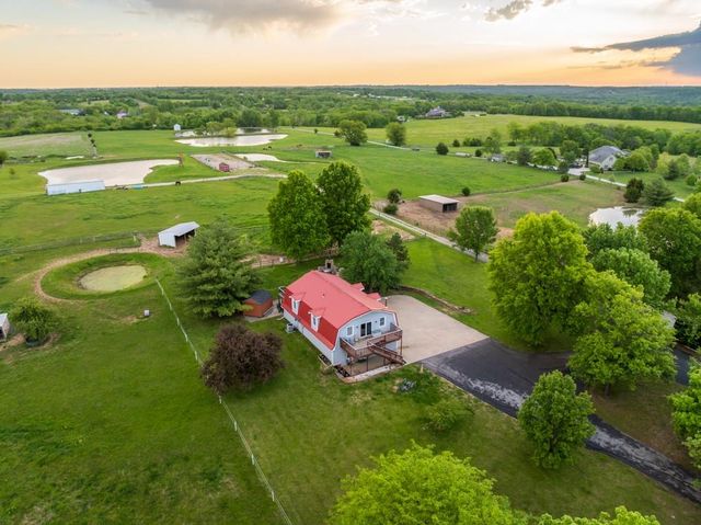32506 E Hammond Road, Grain Valley, MO 64029