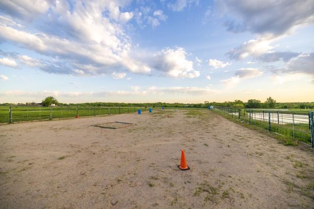 32506 E Hammond Road, Grain Valley, MO 64029