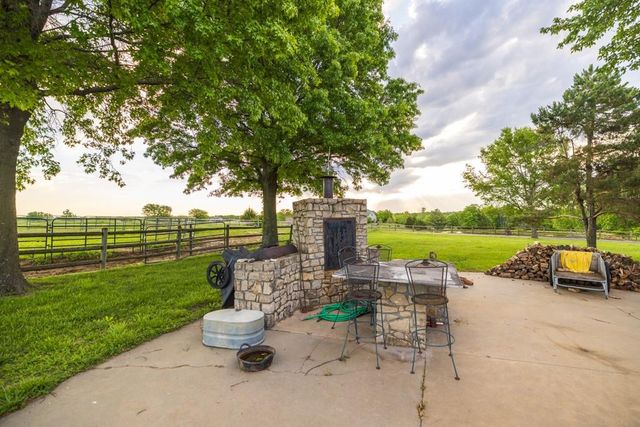 32506 E Hammond Road, Grain Valley, MO 64029