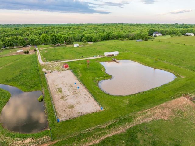 32506 E Hammond Road, Grain Valley, MO 64029