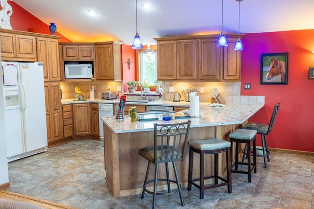 32506 E Hammond Road, Grain Valley, MO 64029