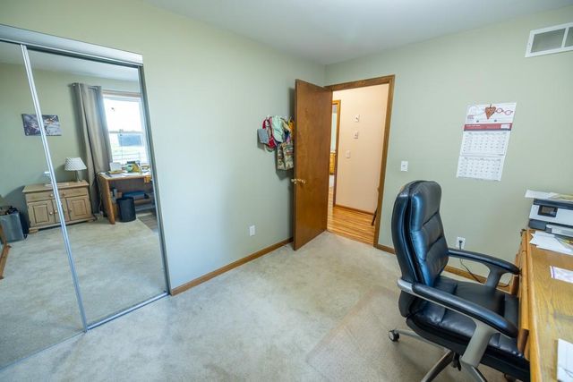 32506 E Hammond Road, Grain Valley, MO 64029