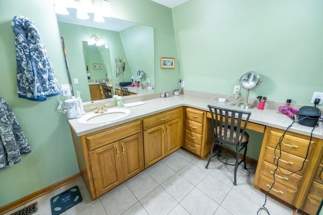 32506 E Hammond Road, Grain Valley, MO 64029