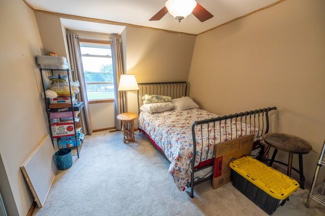 32506 E Hammond Road, Grain Valley, MO 64029