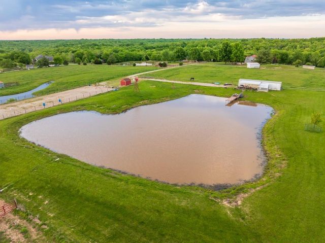 32506 E Hammond Road, Grain Valley, MO 64029