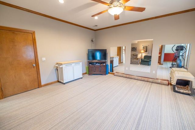 32506 E Hammond Road, Grain Valley, MO 64029