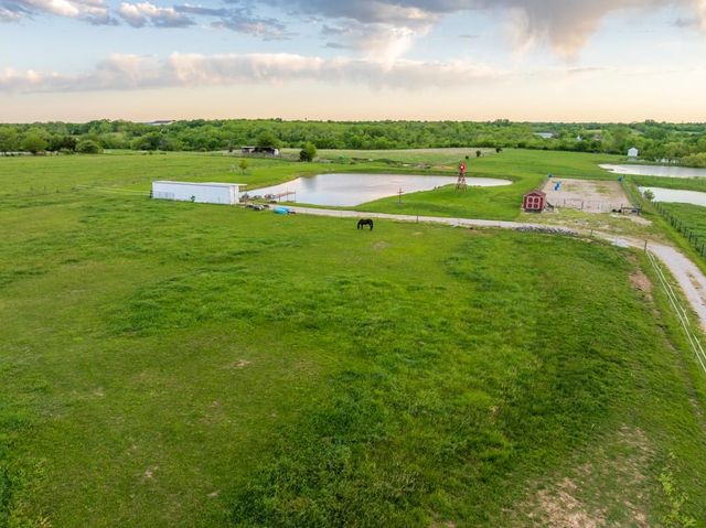 32506 E Hammond Road, Grain Valley, MO 64029