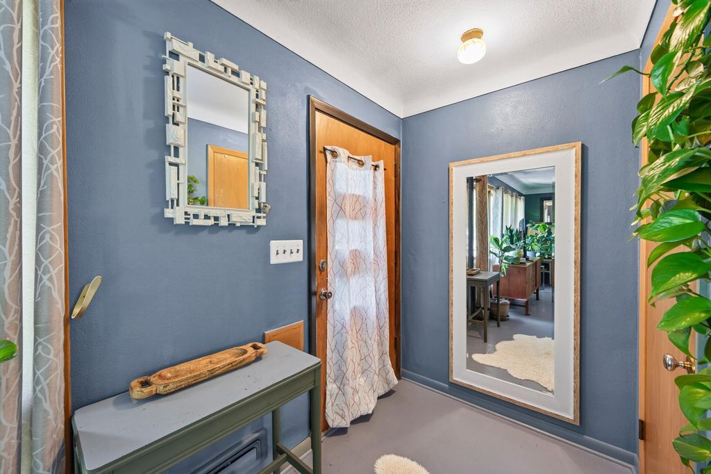 1317 Charlton Street, West Saint Paul, MN 55118 — photo 4
