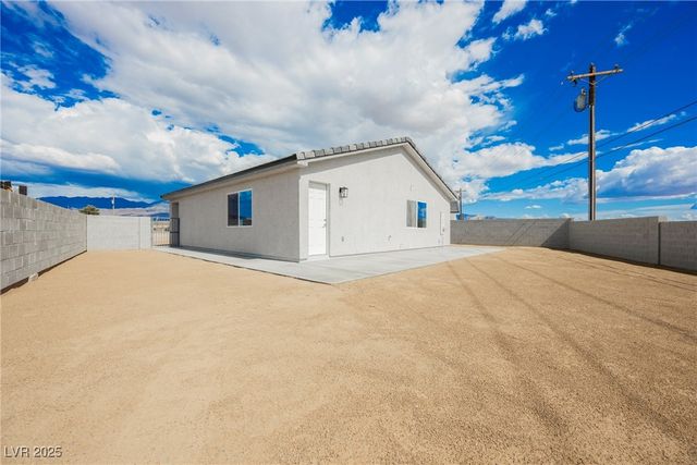 561 Valiant Avenue, Pahrump, NV 89060