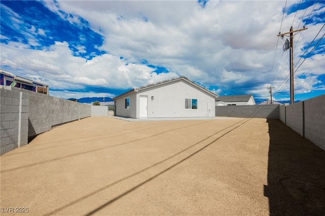 561 Valiant Avenue, Pahrump, NV 89060