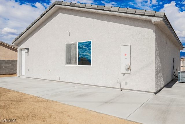 561 Valiant Avenue, Pahrump, NV 89060