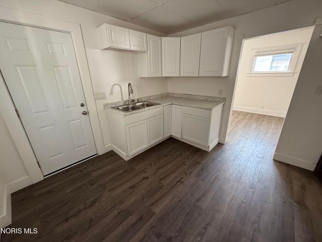 1123 Hamilton Street, Toledo, OH 43607