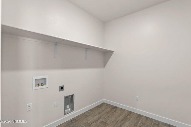 7325 Ultramarine Road, Las Cruces, NM 88012