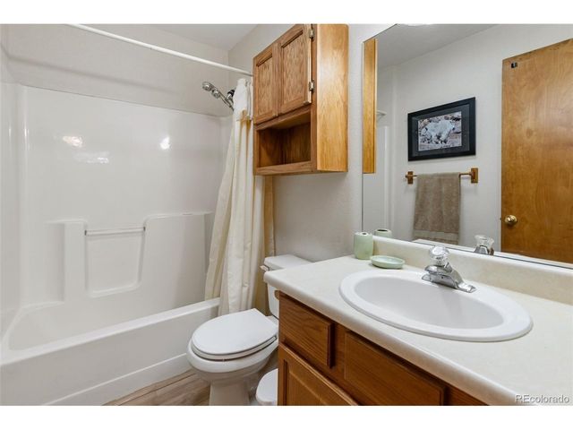 251 Surrey Ln, Florissant, CO 80816