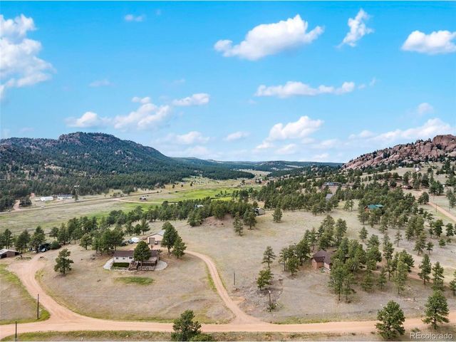 251 Surrey Ln, Florissant, CO 80816