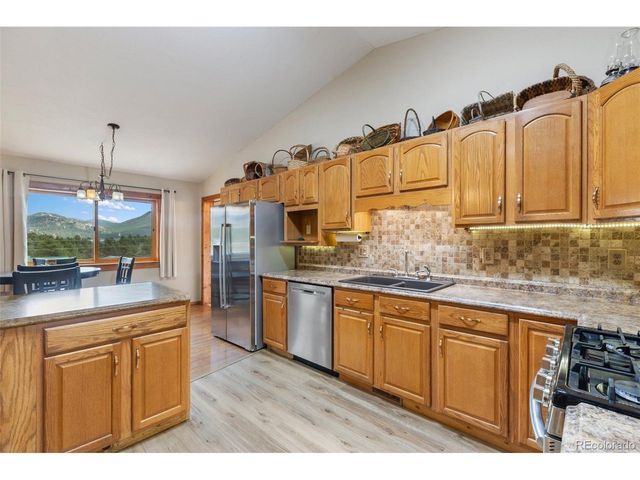 251 Surrey Ln, Florissant, CO 80816