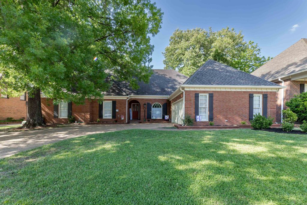 6710 KIRBY OAKS LN, Memphis, TN 38119