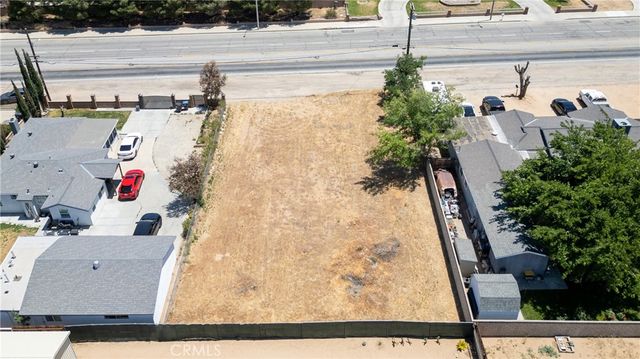 30 Avenue L-4, Lancaster, CA 93536