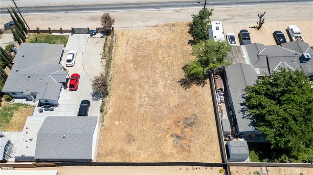 30 Avenue L-4, Lancaster, CA 93536