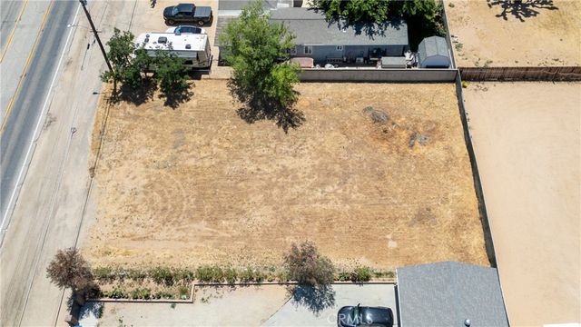 30 Avenue L-4, Lancaster, CA 93536